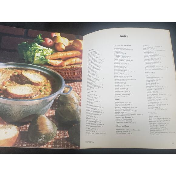 Southern Living Fish & Shellfish and Ideals Fish & Seafood Softcover Cookbook - Picture 2 of 7